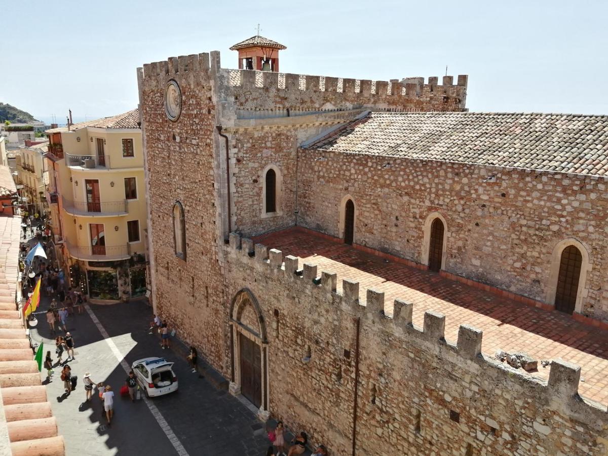 Aly Art Apartment Taormina Duomo, Gulf & Etna View Kültér fotó