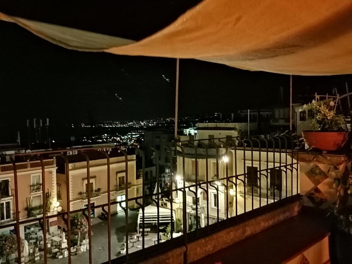 Aly Art Apartment Taormina Duomo, Gulf & Etna View Kültér fotó